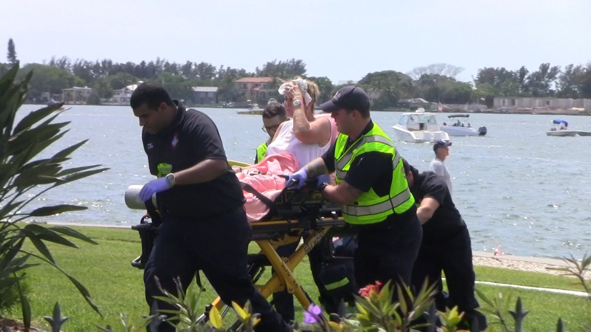 Sarasota boating accident sends nine people overboard Suncoast News