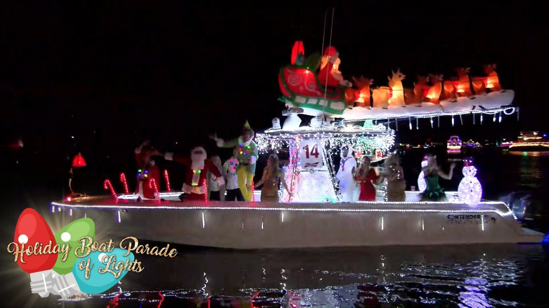Annual Holiday Boat Parade Of Lights Draws In Crowd of Hundreds