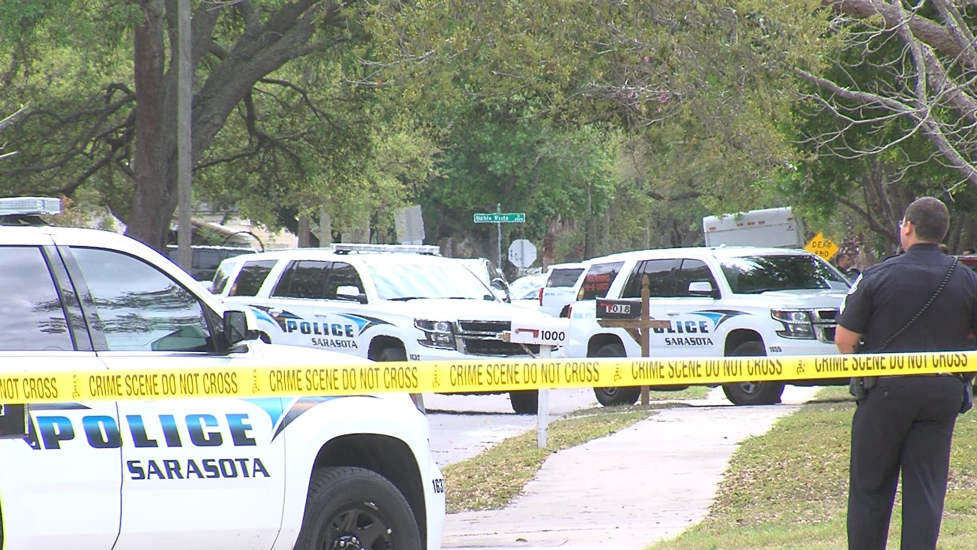 Reports of shots fired prompts large police response in Sarasota