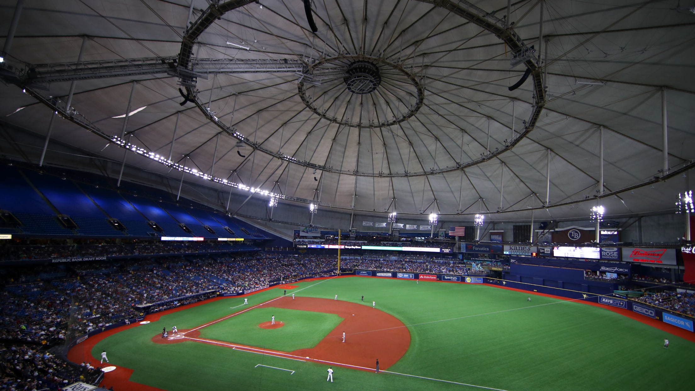 Rays offering thousands of upper deck tickets for Yankees series